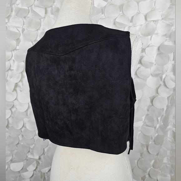 SweatyRocks Women's Suede Fringe Trim Sleeveless Crop Vest Size M - Picture 6 of 8